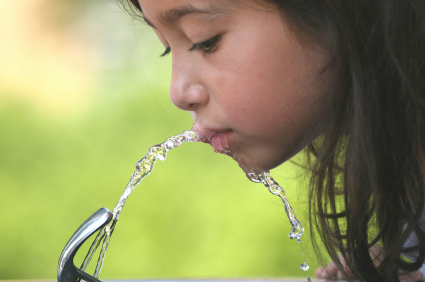 girl-drinking-water.jpg